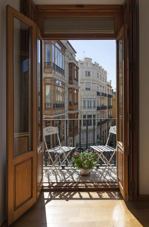 Torres De Serranos Apartments - Ttdssa Vlc Valencia Room photo